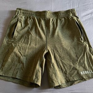 NoBull Mens Lightweight Knit Short 7”